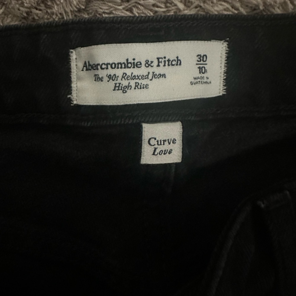 Abercrombie & Fitch Women’s 90’s relaxed jean